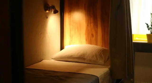 Кровать в общем номере (женский номер) Hostel Nomad