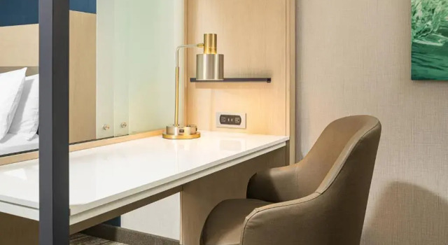 Четырёхместная студия SpringHill Suites by Marriott Savannah Richmond Hill