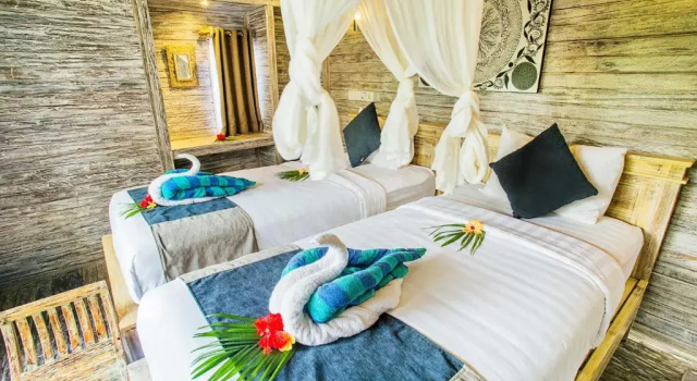 The Syron Huts Lembongan, Забронировать Отель Отели провинции Бали с бассейном, Бассейн