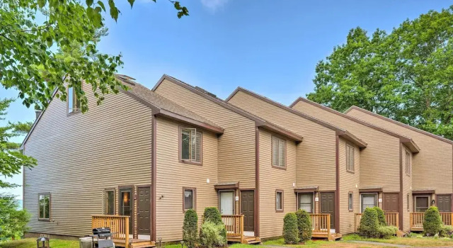 Mountain-view Campton Retreat ~ 3 Mi to Ski Slopes