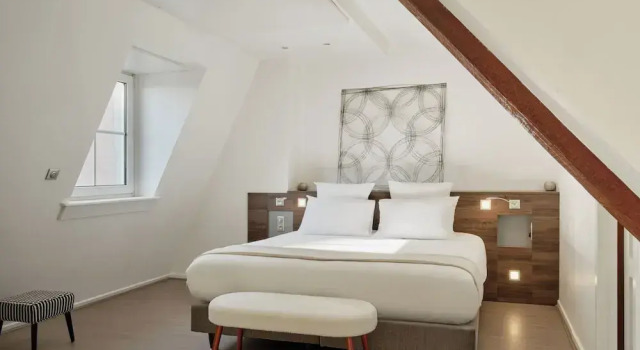 Полулюкс The Originals City, Hôtel Quai33, Saint-Etienne - Gare Chateaucreux