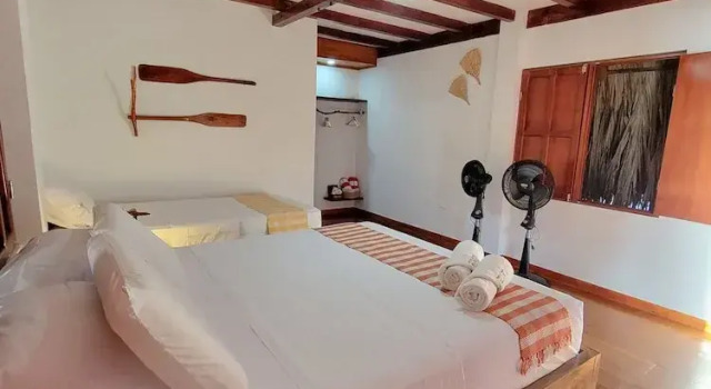 Номер Luxury с балконом и с красивым видом из окна Isla Los Erizos EcoHouse