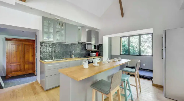 Intimate House - 4br/12p - Le Val-saint-germain, Забронировать Отель Отели Ле-Валь-Сен-Жермен 3 звезды, 3*