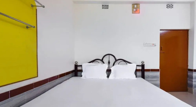 Spot on 46657 Sharav Chandra'S Hotel, Rezerwuj Hotel Hoskote Bangalore