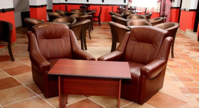 Hotel Exclusiv, Rezerwuj Hotel Timisoara Timiş, w pobliżu Romcapital Center