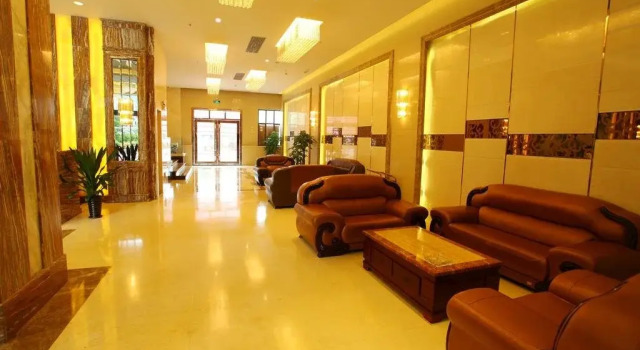Yinwan Hotel - Shiqian Branch