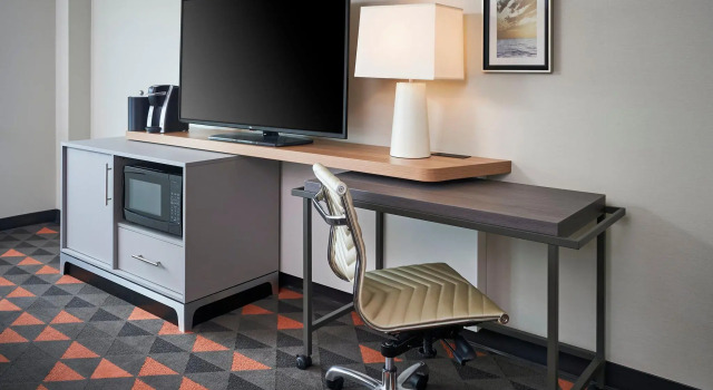Номер Standard Holiday Inn & Suites Oakville at Bronte by IHG