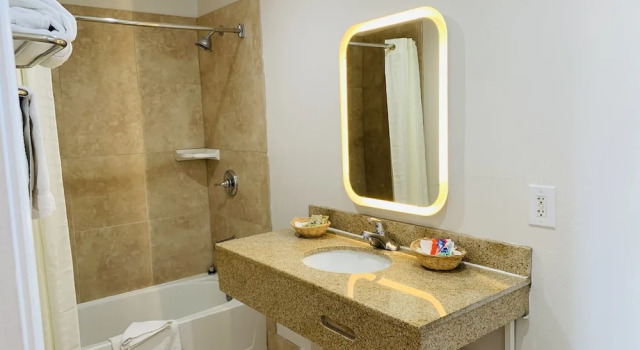 Двухместный номер Standard c 1 комнатой Escondido Inn
