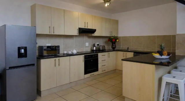 4 Es Paradis La Mercy Beachfront