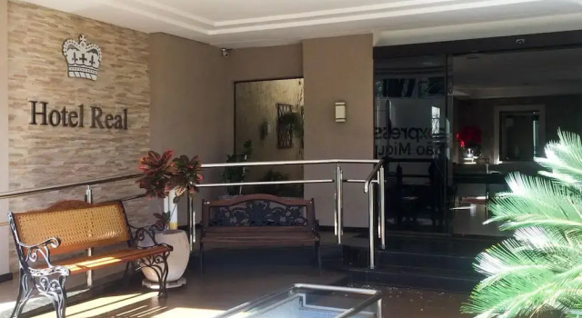 Hotel Real, Забронировать Отель Отели Фос-ду-Игуасу с завтраком, рядом с Bosque Guarani Zoo, Завтраки