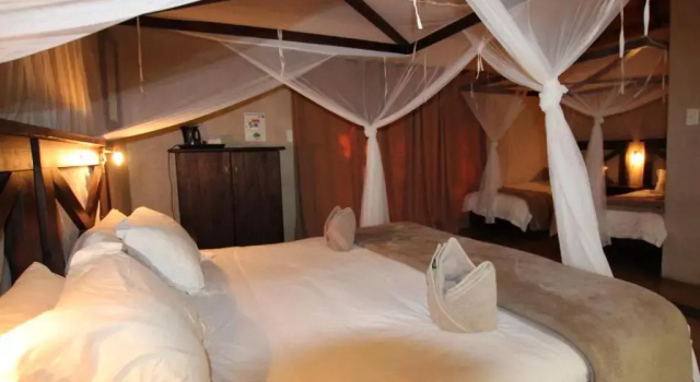 Семейный люкс Thornhill Safari Lodge