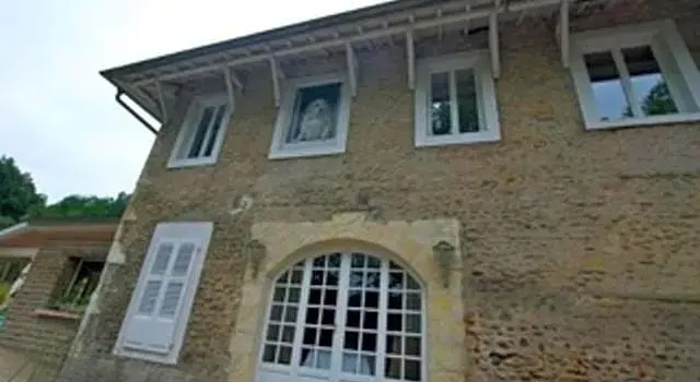 Castel du Pont d Oly, Забронировать Отель Отели Pyrénées-Atlantiques с парковкой, Парковка