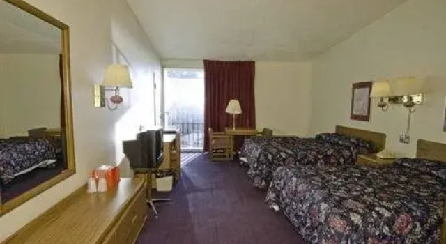 百思特汽车旅馆(Best Inn), Prenota Hotel Hotel a Indiana con parcheggio, Parcheggio