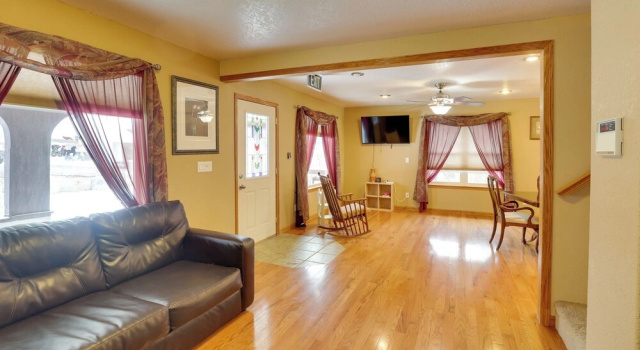 Near Ski Slopes & ATV Trails: Large Lead Getaway, Забронировать Дом для отпуска Коттеджи Black Hills National Forest, Коттедж