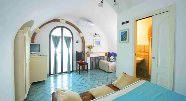 Трёхместный номер Classic Hotel La Ninfa