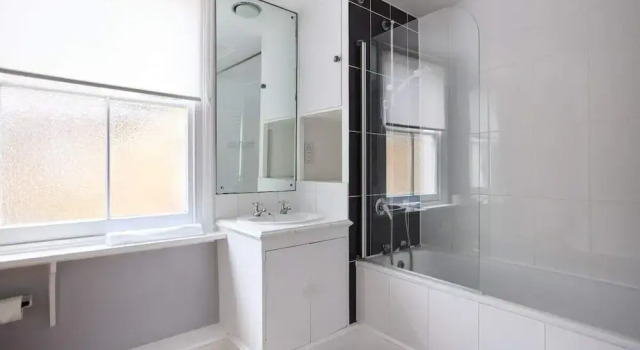 The Fulham Hideout - Modish 2bdr Flat With Patio, Забронировать Дом для отпуска Коттеджи Лондона, рядом с Городской музей полиции, Коттедж