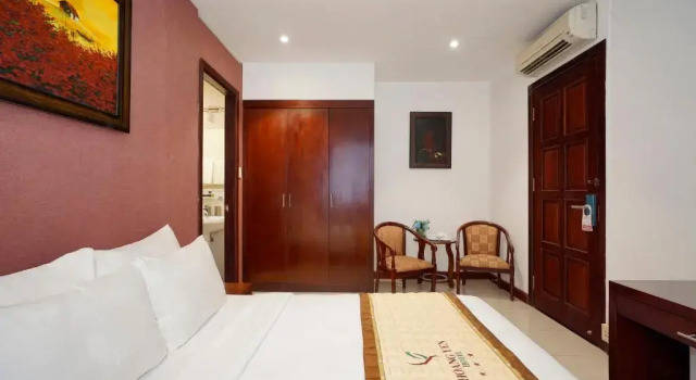 Двухместный номер Standard Hoang Yen Hotel Near SECC - Phu My Hung