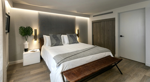 La Jolla Cove Suites, Забронировать Отель Отели Сан-Диего с парковкой, рядом с La Jolla Historical Society, Парковка