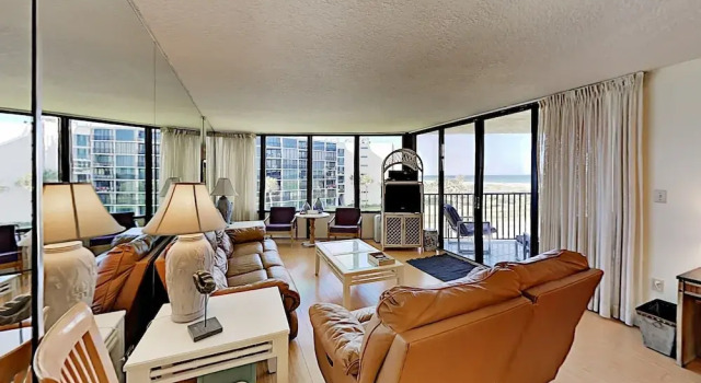 Modernized Oceanfront Beach 2 Bedroom Condo, Забронировать Апартаменты/квартира Апартаменты Saint Augustine Area, Апартаменты/квартира