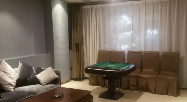 Люкс Home Inn Selected (Dongshang Ruichun, Xueyuan Road, Jiangbei)