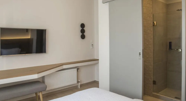 Апартаменты Deluxe с 4 комнатами с балконом и с видом на город The Athens Life