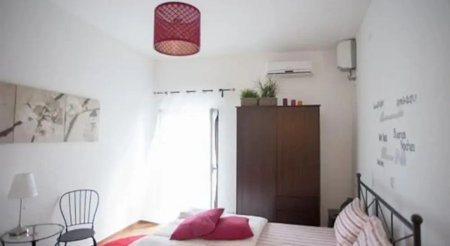 Трёхместный семейный номер Standard с балконом B&B Bari Old Town