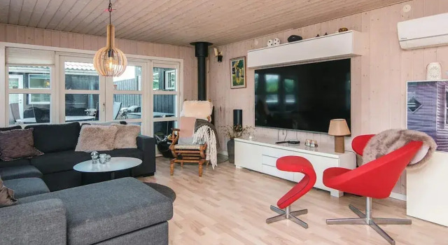 Коттедж 7 person holiday home in Blokhus