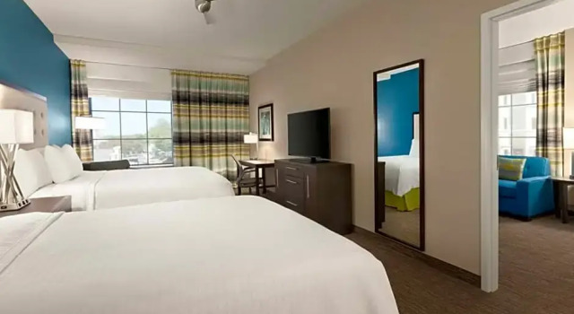 Четырёхместный люкс c 1 комнатой Homewood Suites By Hilton Charlotte Southpark