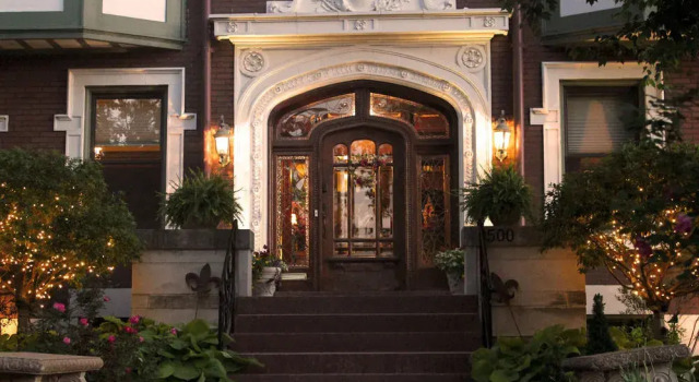 Fleur-de-Lys Mansion, Book Hotel SPA-hoteller i Saint Louis, SPA