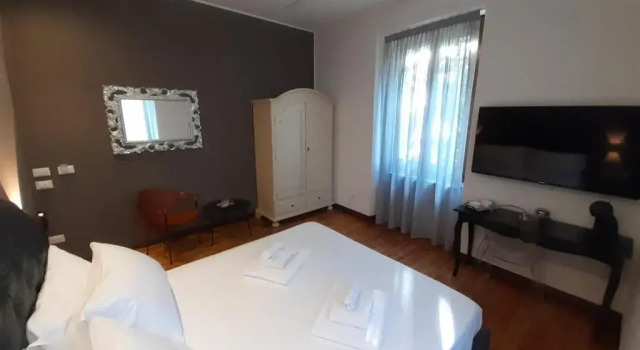 Номер Deluxe La Villa Charme & Pleasure