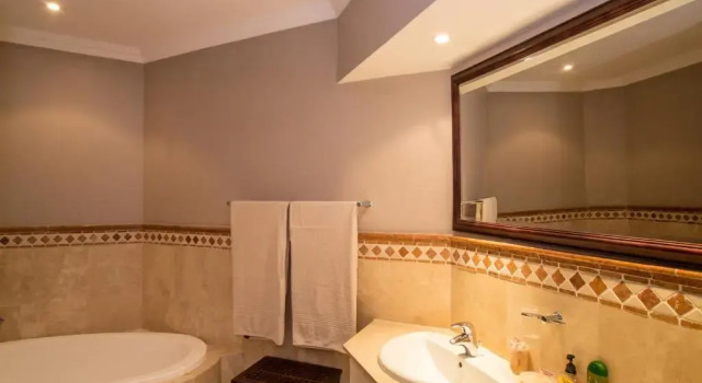 Апартаменты 702 Oyster Rock - by Stay in Umhlanga