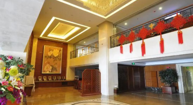 Gaoyuan Mingzhu Hotel (Kunming Changhong Road), Rezerwuj Hotel Hotele w Kunming z parkingiem, Parking