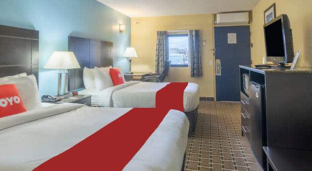 Четырёхместный номер Premium OYO Hotel Knoxville TN Cedar Bluff I-40