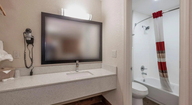 Номер Superior Red Roof Inn Starkville - University