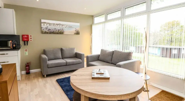 Chalet 126a, Book Chalet Hoteller i Cromer med parkering, Parkering