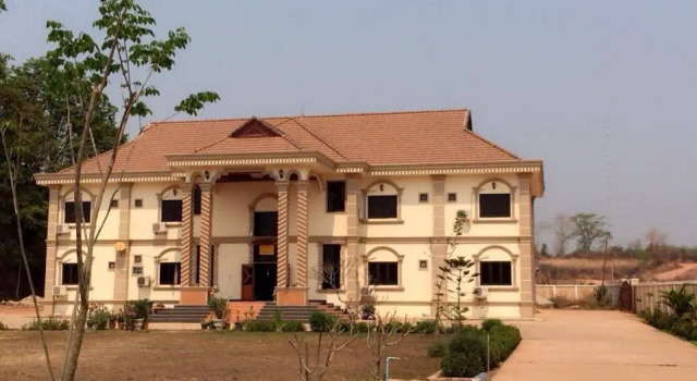 Sompathana Guesthouse, Buchen Sie Hotel Lak 52 