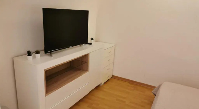 Residenza Piazza Santo Stefano, Забронировать Отель Санто-Стефано Болонья, рядом с Башня Гарисенда