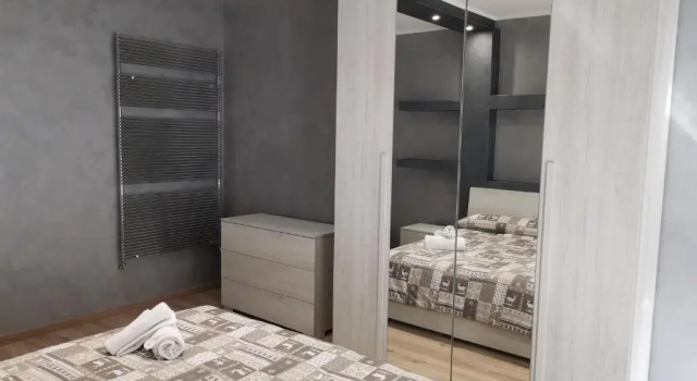 Cav Black Pearl by People, Varaa Hotelli Torino Piemonte