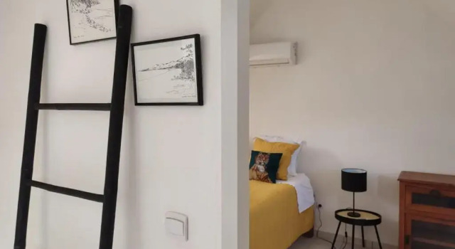 Коттедж Charmante villa avec accès direct à la mer