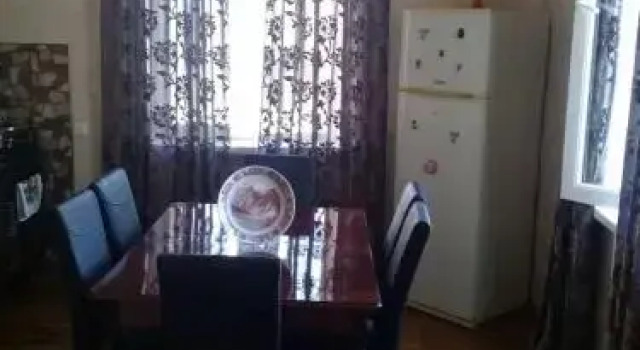 Lizi House, Book Hotel Dzelkviani Kutaisi