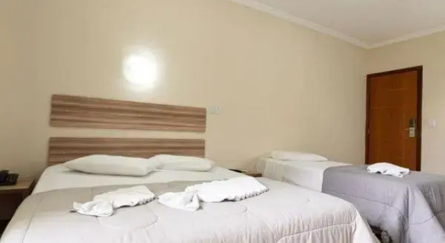 Трёхместный номер Deluxe Colonial Flat Hotel