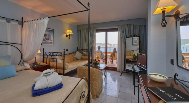 Hotel Petit Cala Fornells
