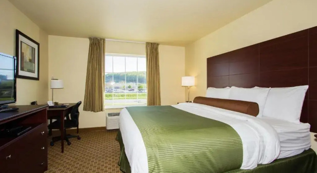 Номер Deluxe Cobblestone Inn & Suites - Corry