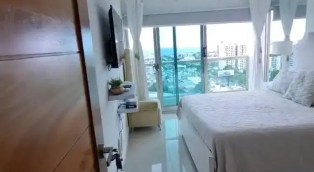 Ocean View Luxurious Condo, Pool,Gym,Sauna,Theater