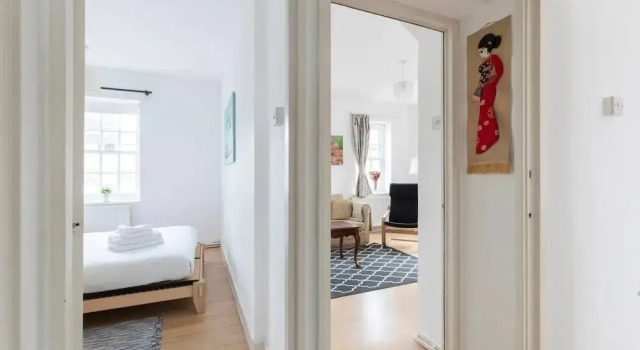 Charming 2 bed flat close to Big Ben (for 5), Забронировать Отель Отели Лондона 3 звезды, рядом с Памятник «Боудикка и ее дочери», 3*