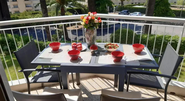SPACIEUX STUDIO 37m2 - Terrasse VUE MER, Забронировать Апартаменты/квартира Канны Приморские Альпы