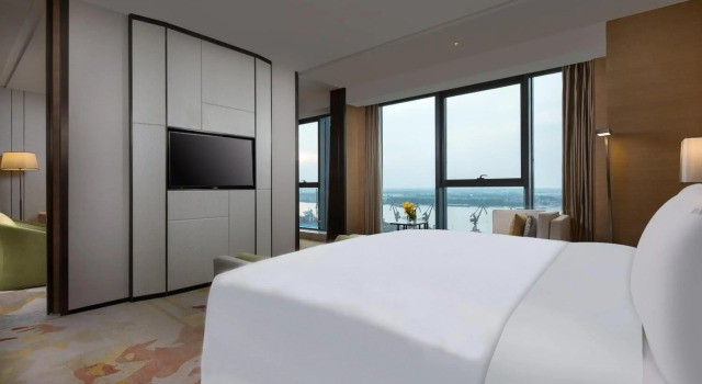 Holiday Inn Nanjing Harbour by IHG, Rezervovat Hotel Qi Xia 