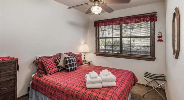 Plaid House - Three Bedroom Cabin, Varaa Hotelli Ruidoso New Mexico