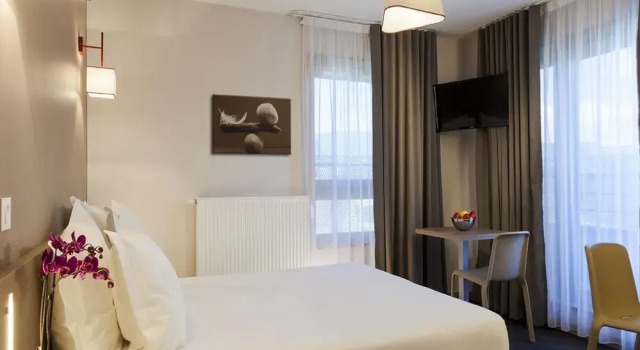 Коттедж Comfort Triple Room Near Geneva