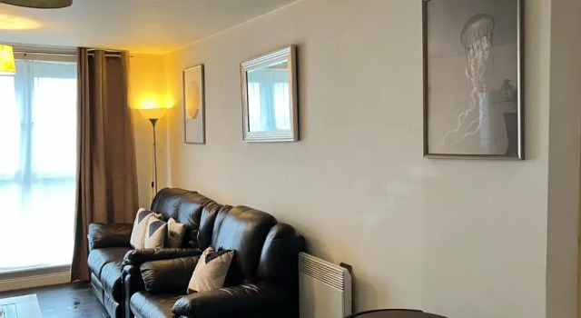 Radiant2 bedroom apartment in the heart of Harlow town, Varaa Huoneisto Asunnot kohteessa Merseyside, Huoneisto